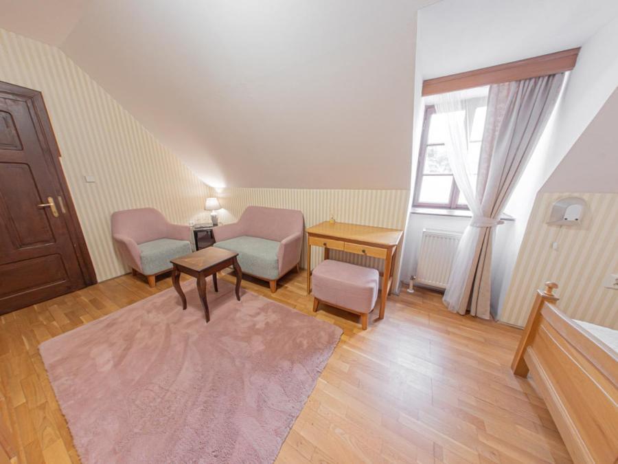 Hotel Salamander Banská Štiavnica Buitenkant foto