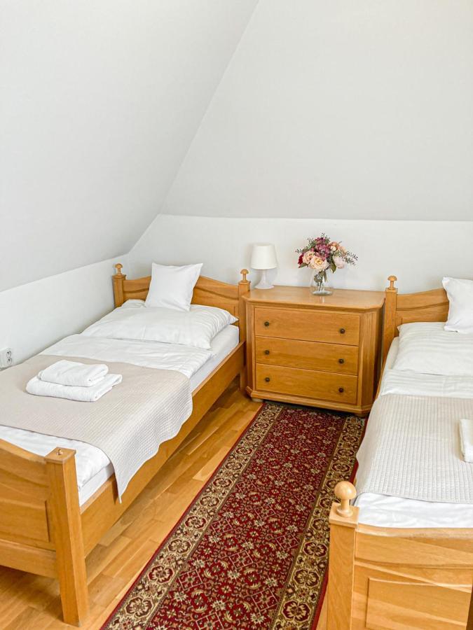 Hotel Salamander Banská Štiavnica Buitenkant foto