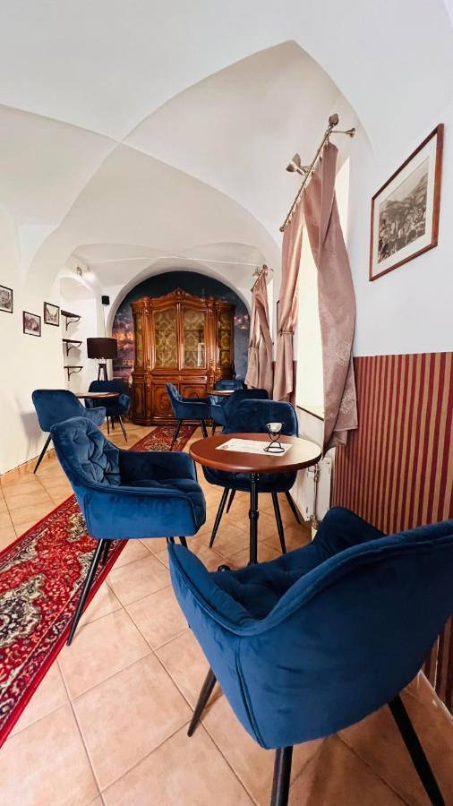 Hotel Salamander Banská Štiavnica Buitenkant foto